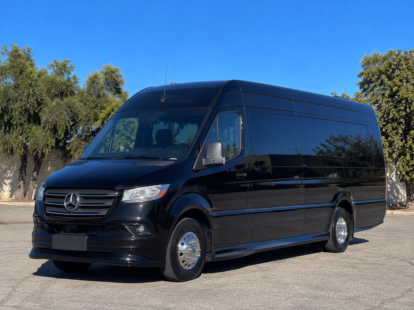 blog rent a bus to dailys place amphitheater hero