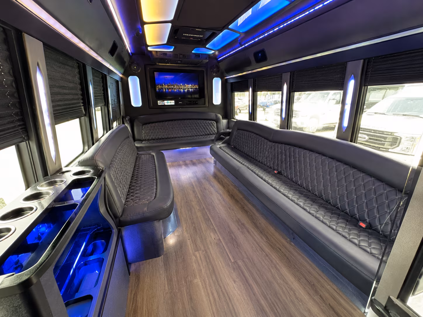 evening event and off site dinner buses for jacksonville conventions
