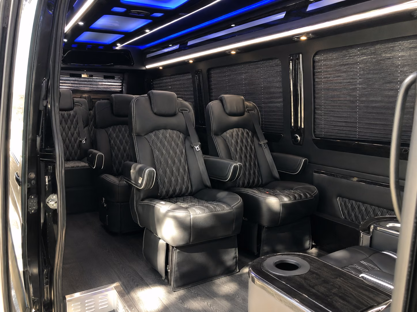 find transportation for your next wedding 2