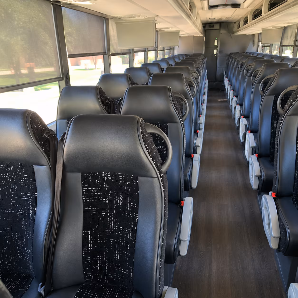 guest shuttle buses between jacksonville hotels and wedding venues