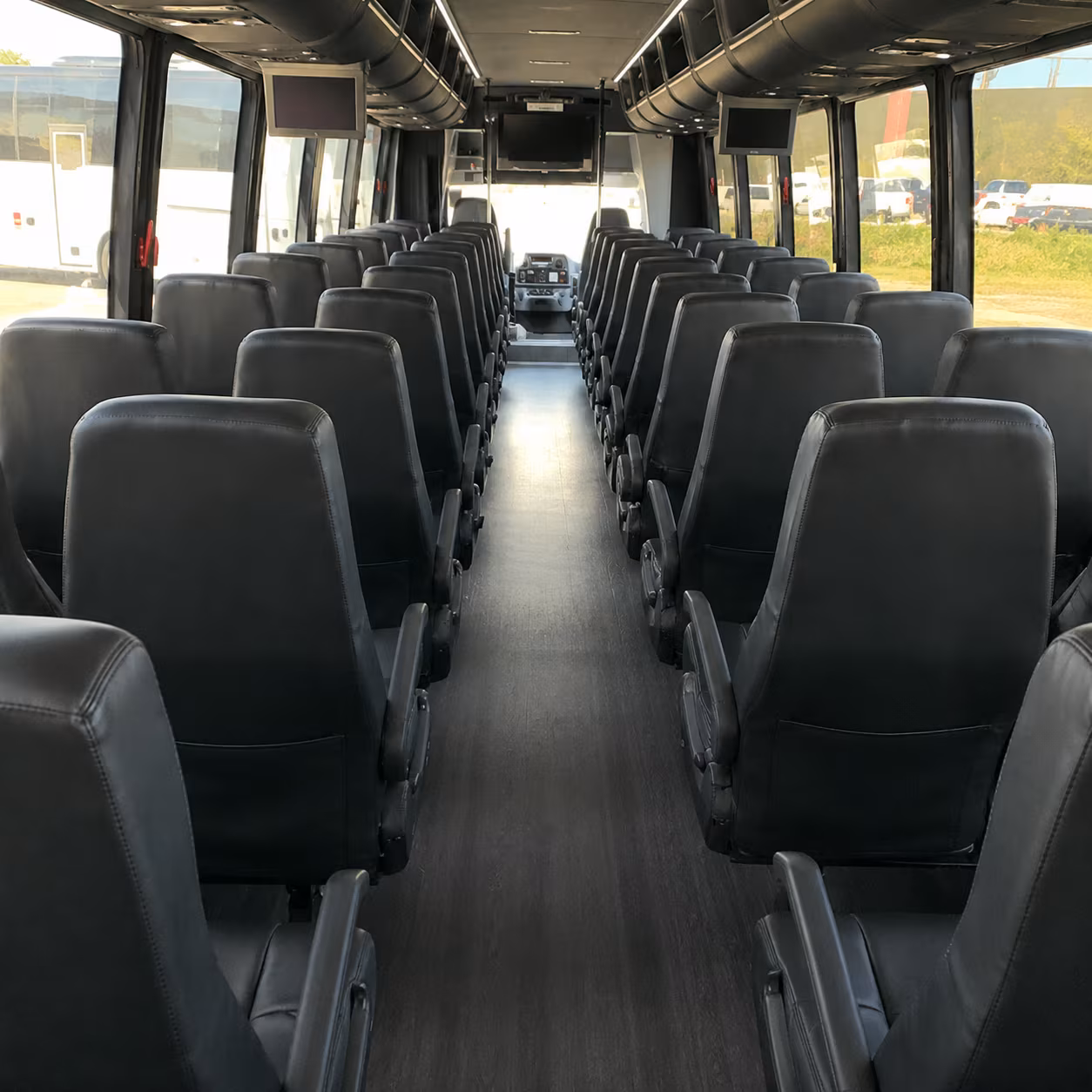 minibus rentals for smaller prom groups across duval county