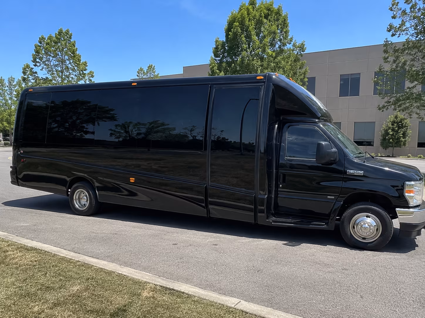 party buses to vystar veterans memorial arena concerts and events
